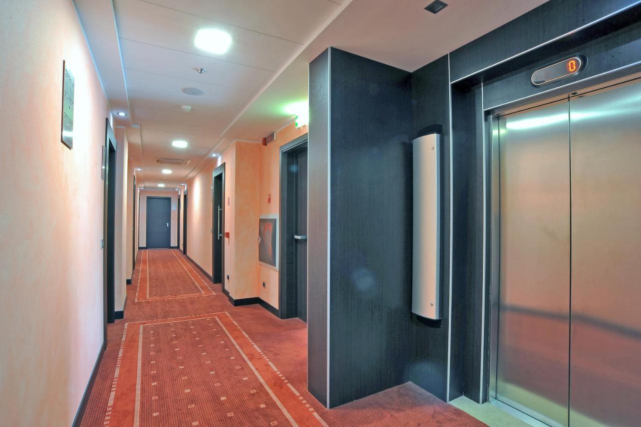 Hotel Arthur Solignano Nuovo ภายนอก รูปภาพ